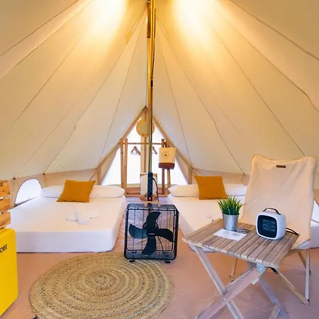 Kampaoh Luxe tent Santillana del Mar